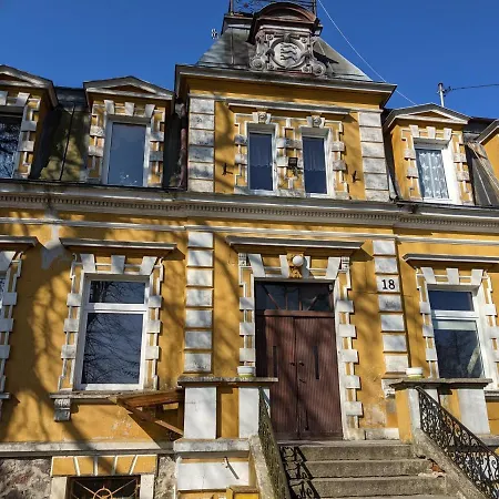 W Palacu Mysliwskim Apartamento Kołobrzeg